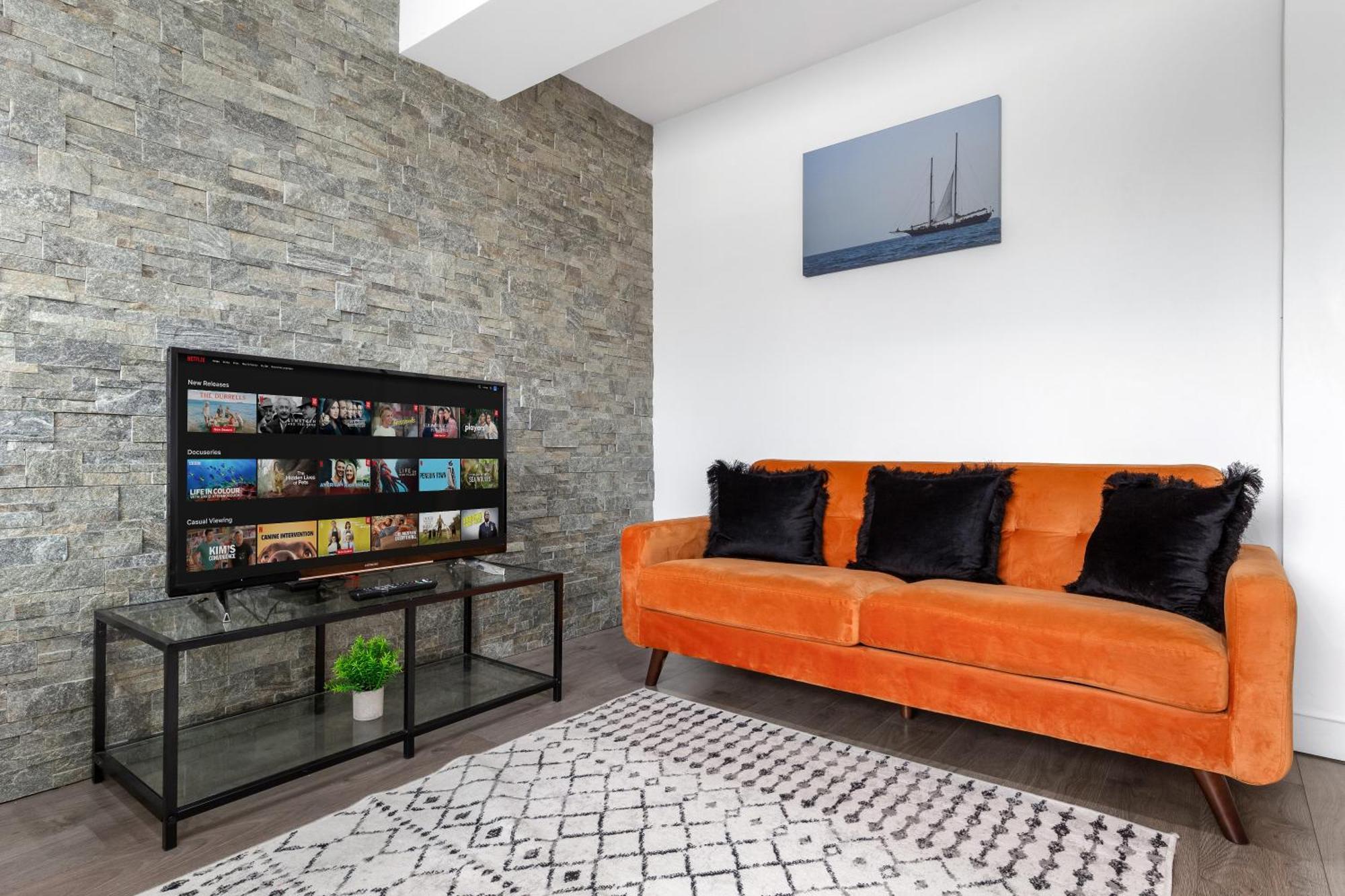 Central London Two Bedroom Serviced Apartment - Nine Elms Luxury Stay - Vauxhall & Westminster Eksteriør billede