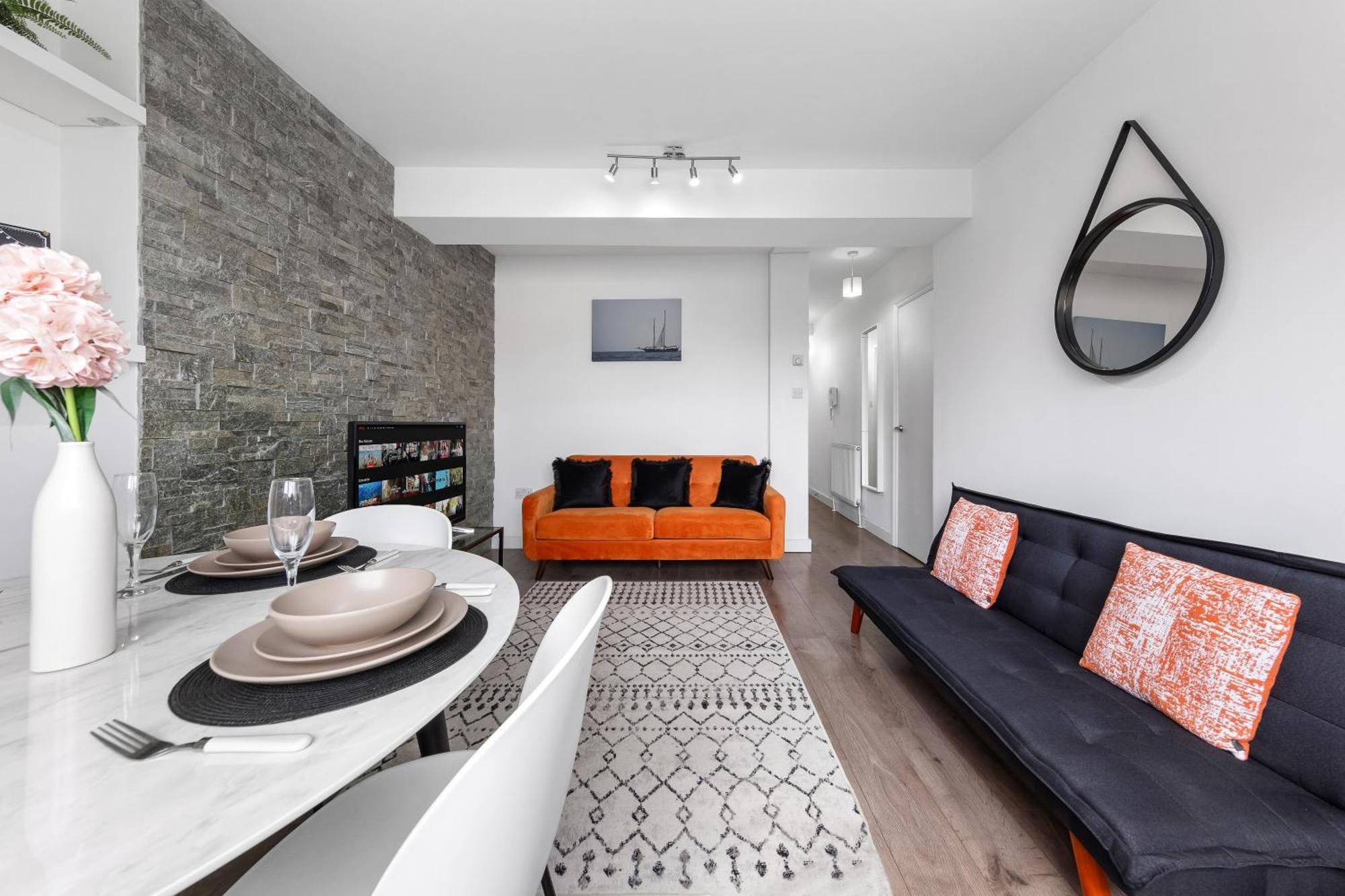 Central London Two Bedroom Serviced Apartment - Nine Elms Luxury Stay - Vauxhall & Westminster Eksteriør billede