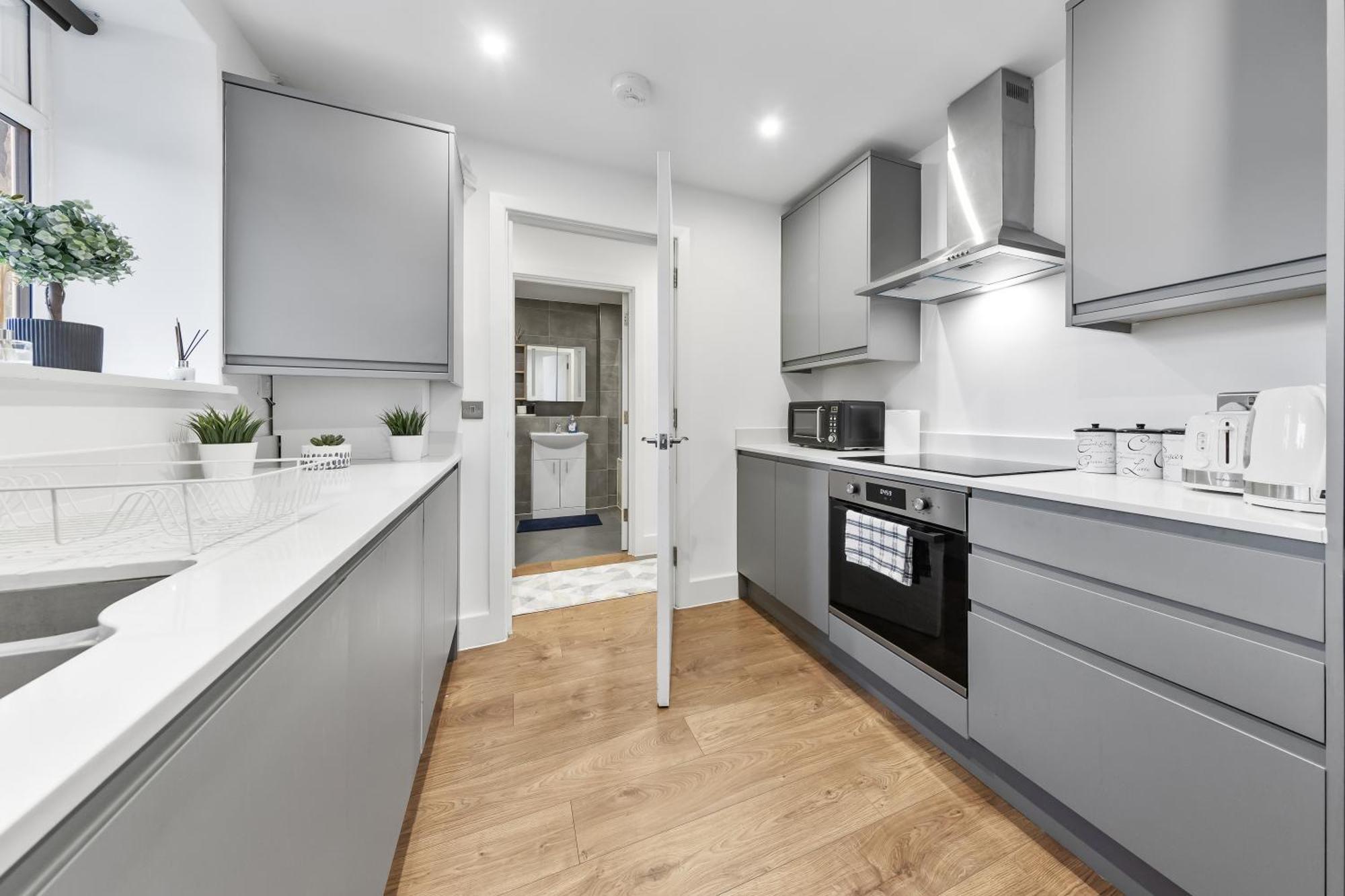 Central London Two Bedroom Serviced Apartment - Nine Elms Luxury Stay - Vauxhall & Westminster Eksteriør billede