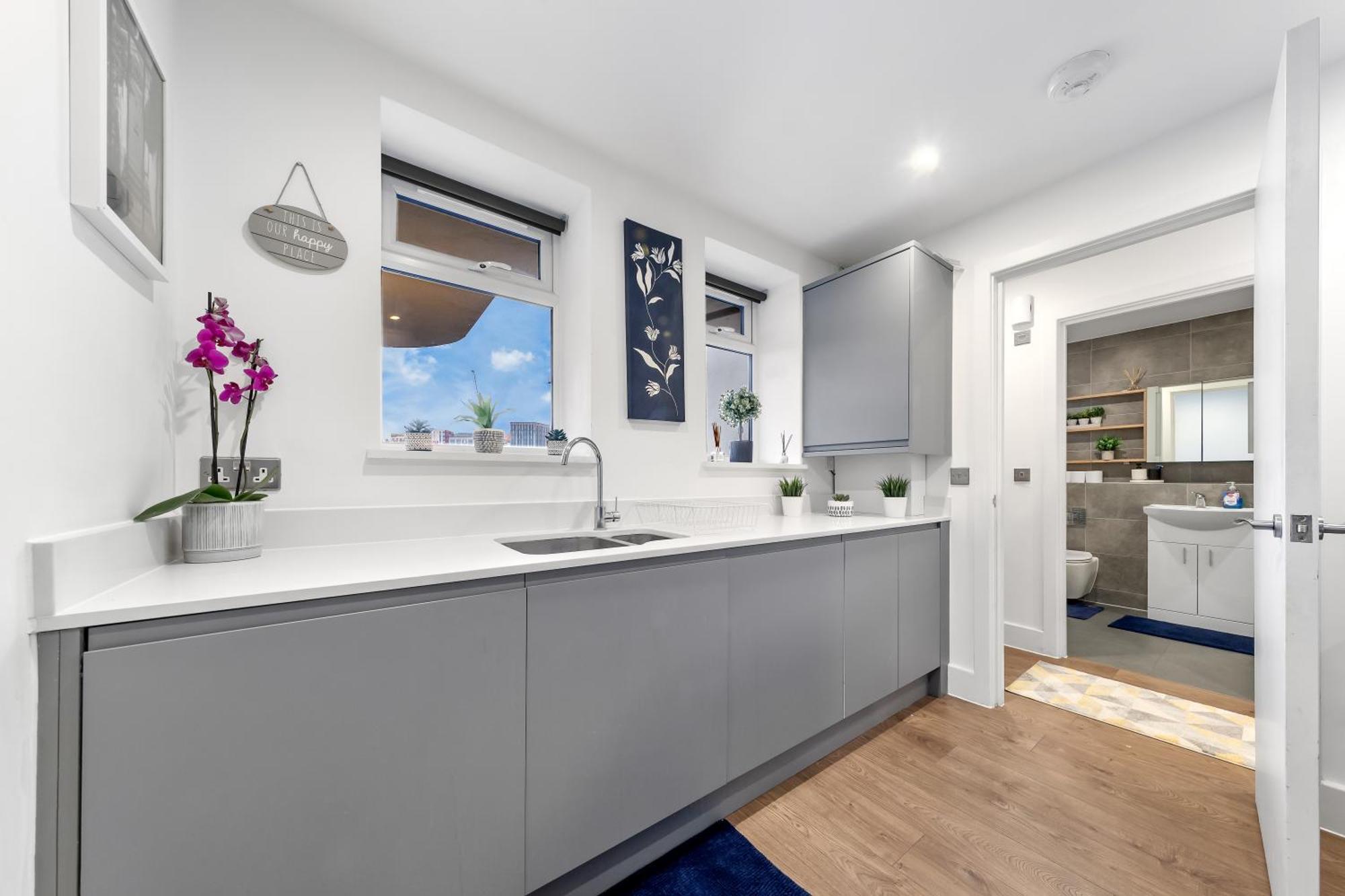 Central London Two Bedroom Serviced Apartment - Nine Elms Luxury Stay - Vauxhall & Westminster Eksteriør billede
