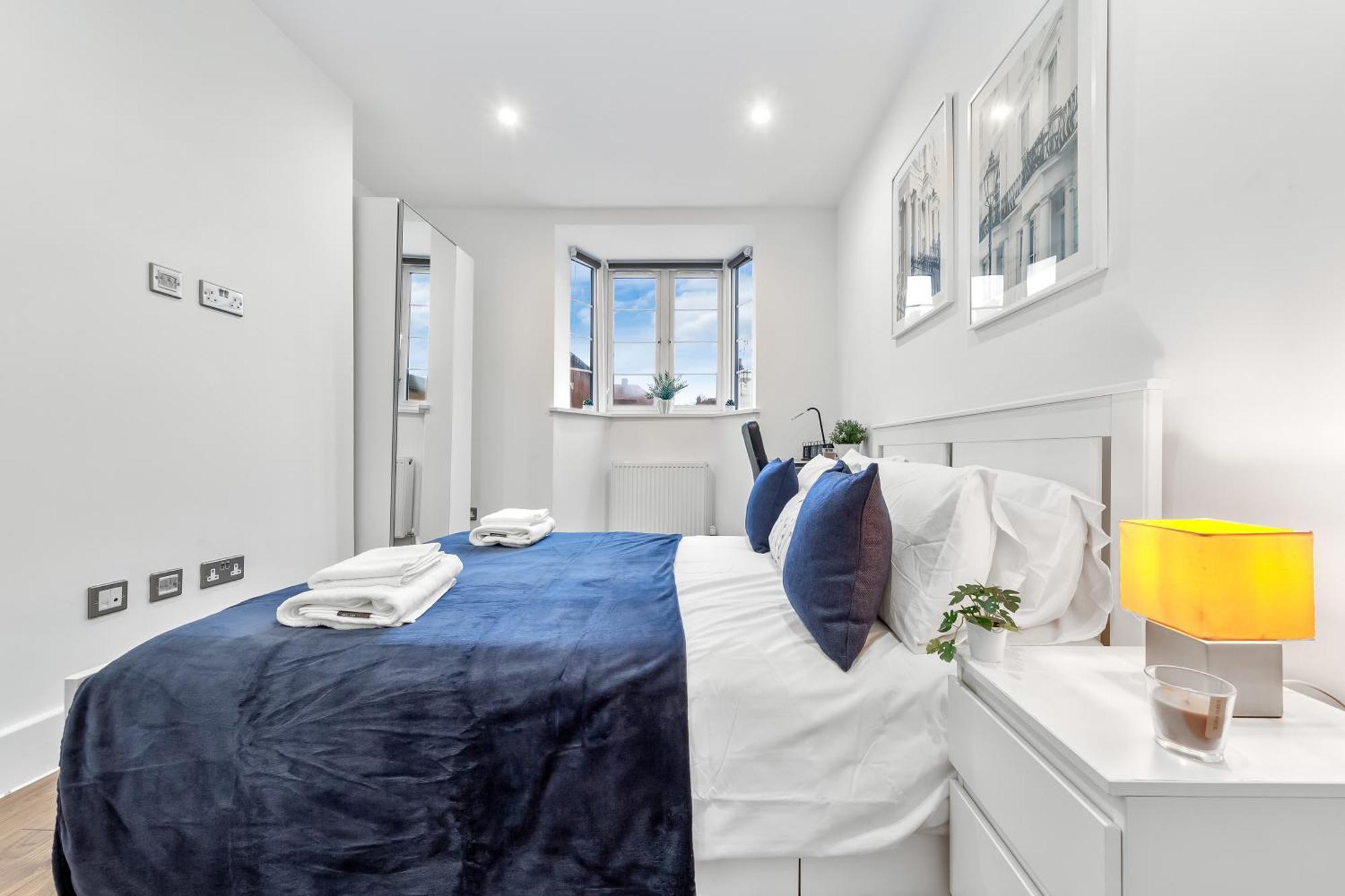 Central London Two Bedroom Serviced Apartment - Nine Elms Luxury Stay - Vauxhall & Westminster Eksteriør billede